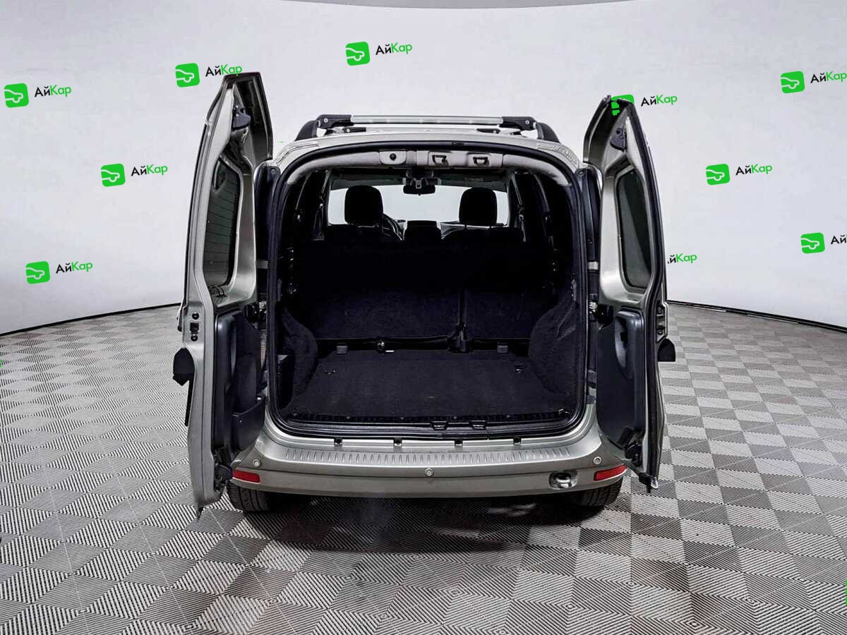 Lada (ВАЗ) Largus с пробегом — 2022 год. Фото: #7