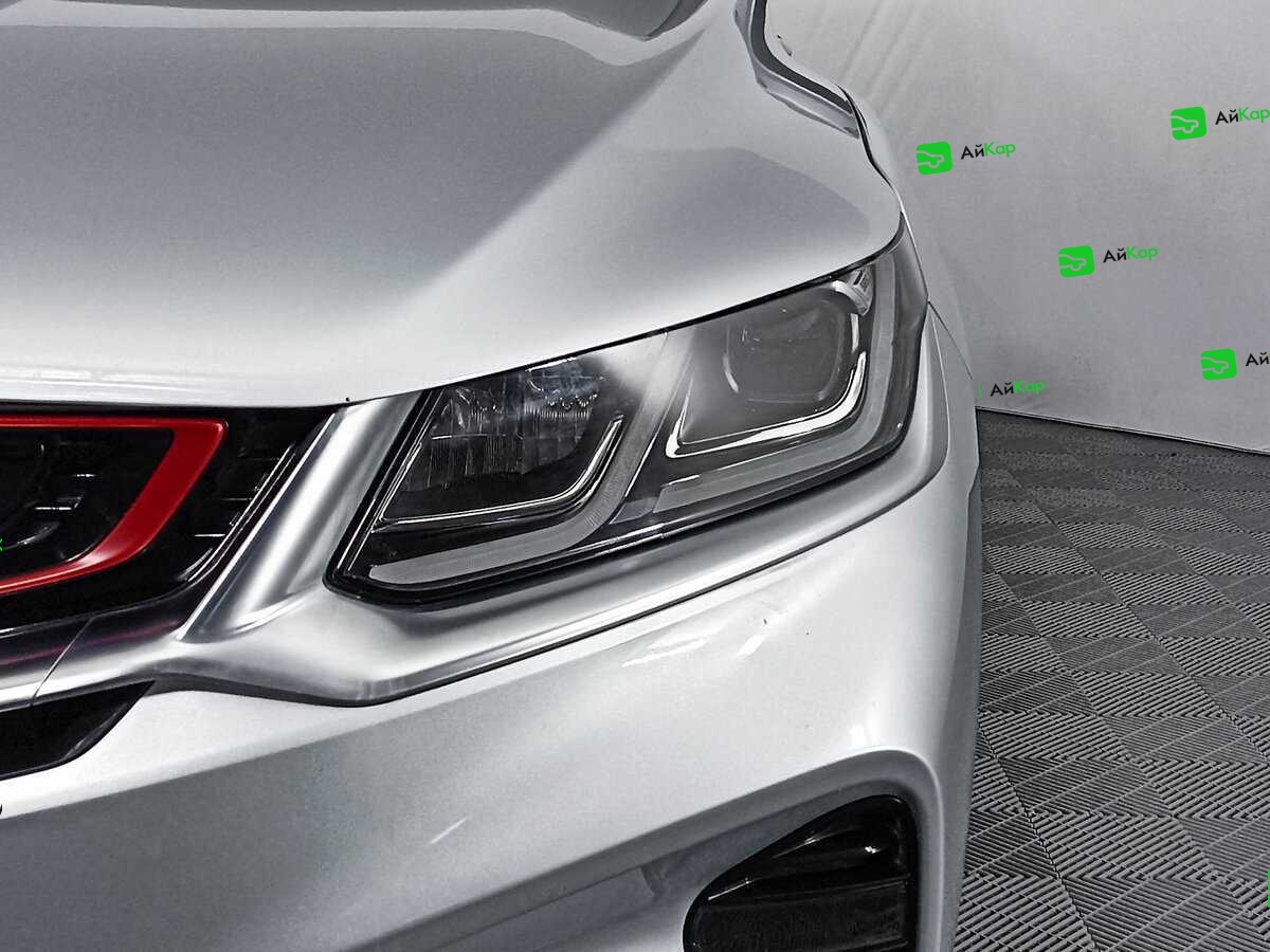 Geely Coolray с пробегом — 2022 год. Фото: #13