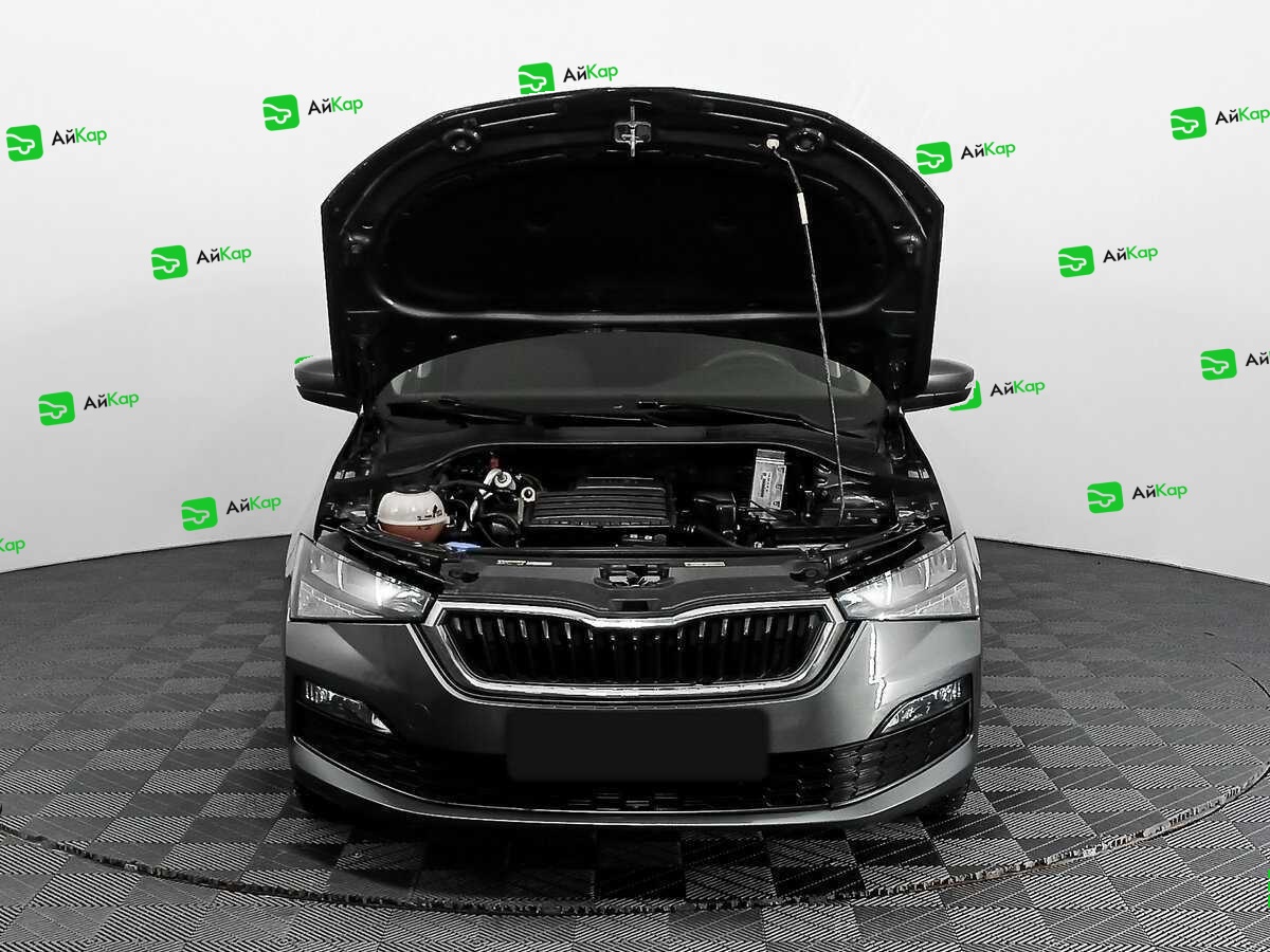 Skoda Rapid с пробегом — 2021 год. Фото: #6