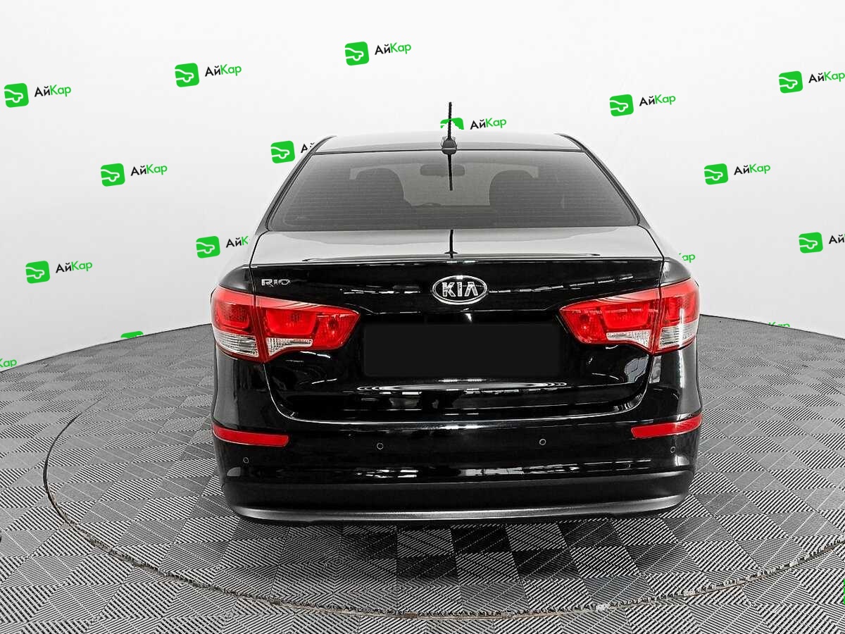 Kia Rio с пробегом — 2017 год. Фото: #5