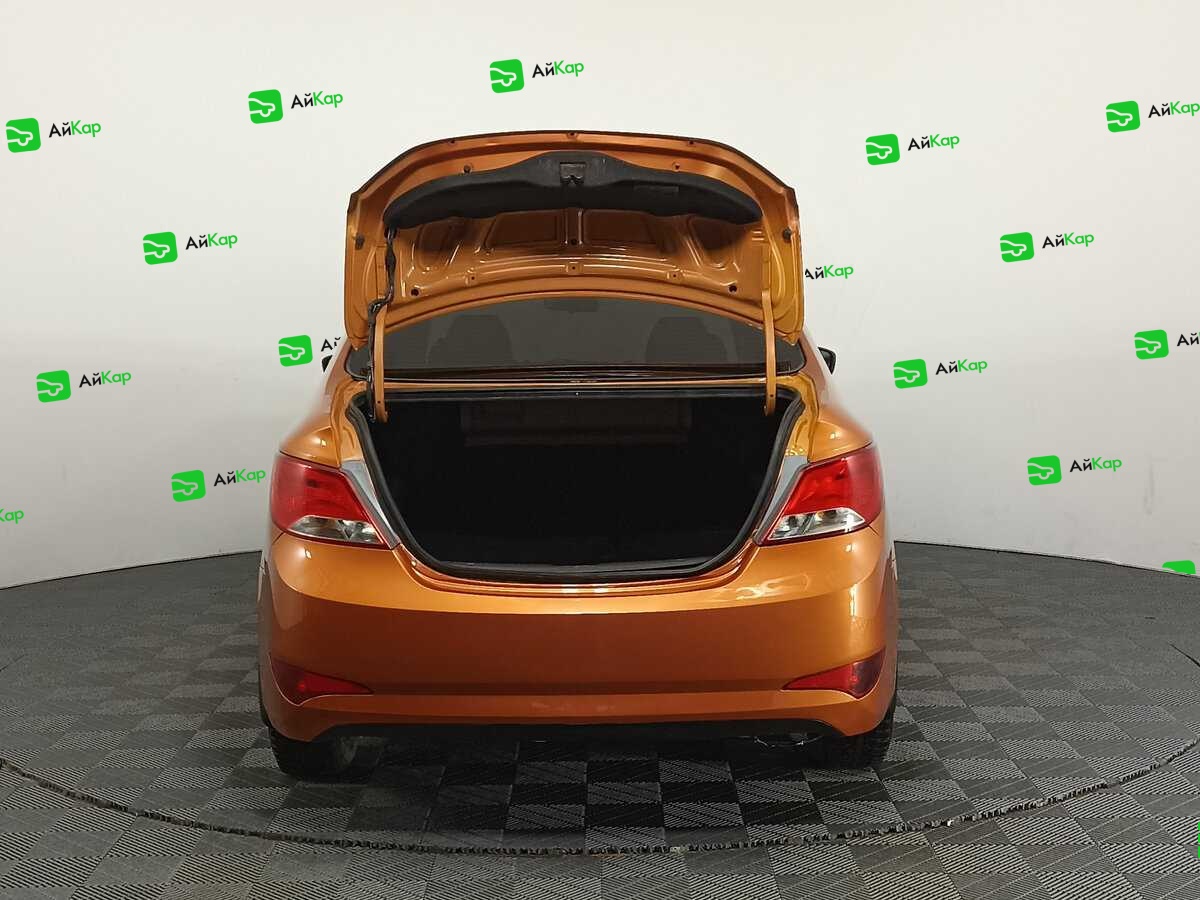 Hyundai Solaris с пробегом — 2016 год. Фото: #7