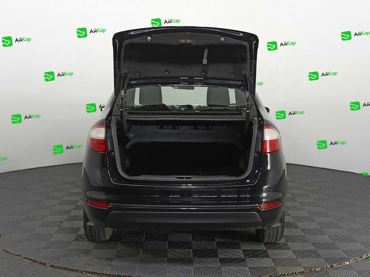 Ford Fiesta с пробегом — 2015 год. Фото: #9