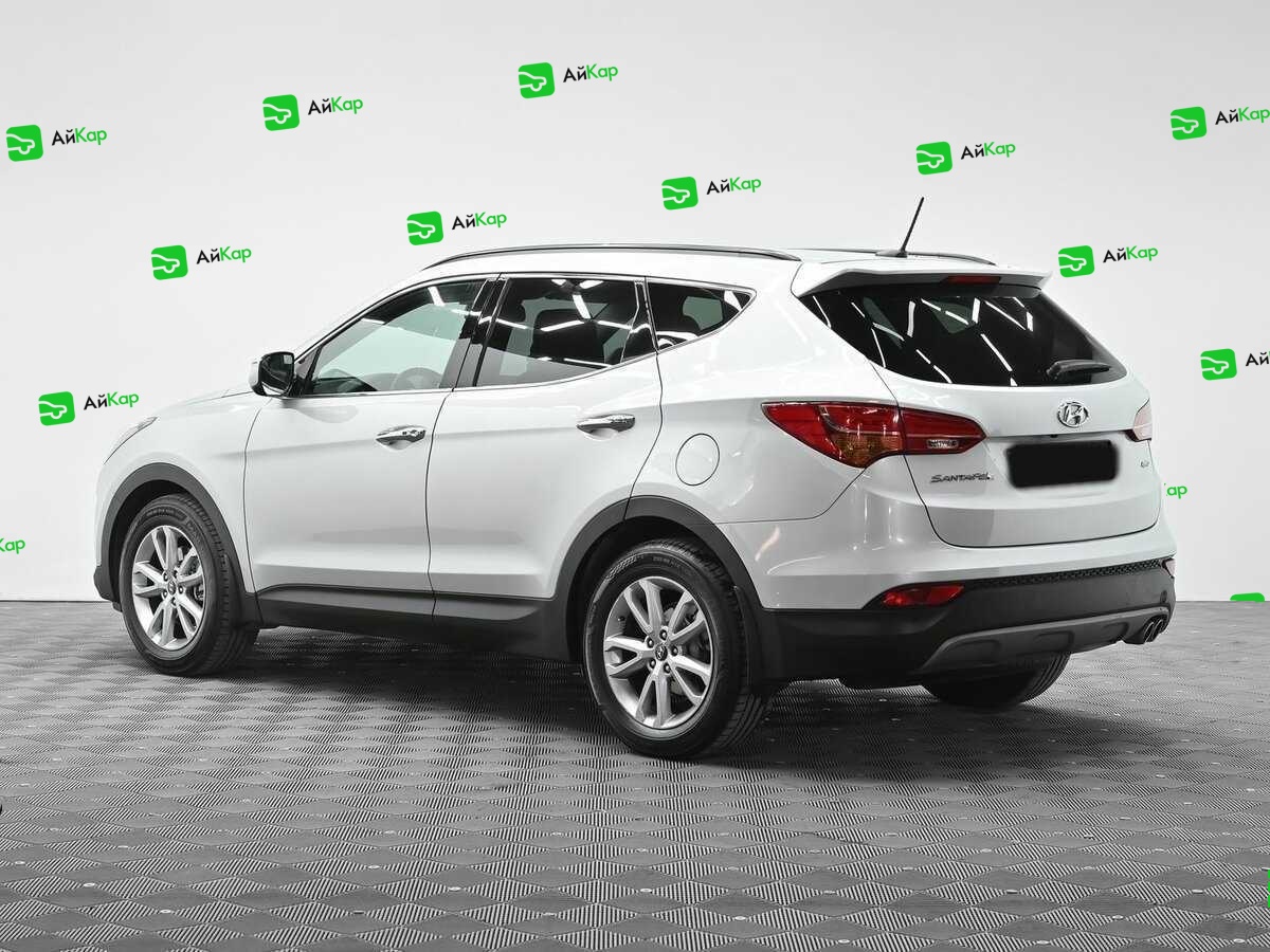 Hyundai Santa Fe с пробегом — 2012 год. Фото: #2