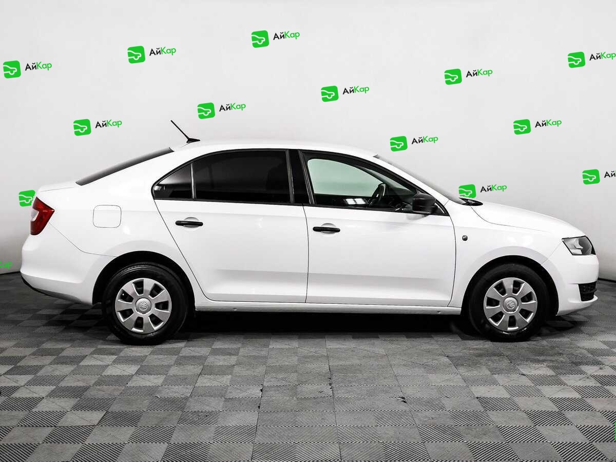 Skoda Rapid с пробегом — 2017 год. Фото: #3