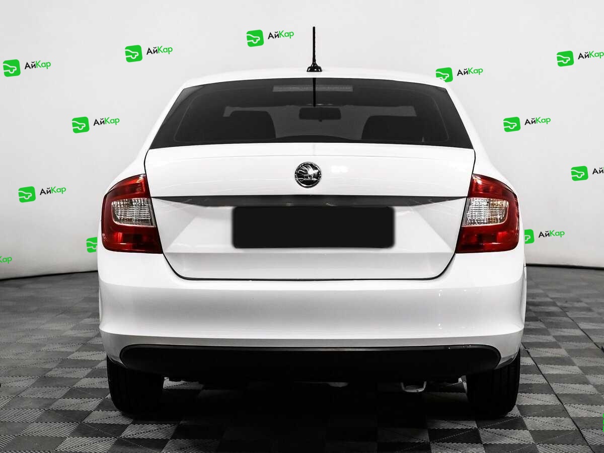 Skoda Rapid с пробегом — 2017 год. Фото: #5