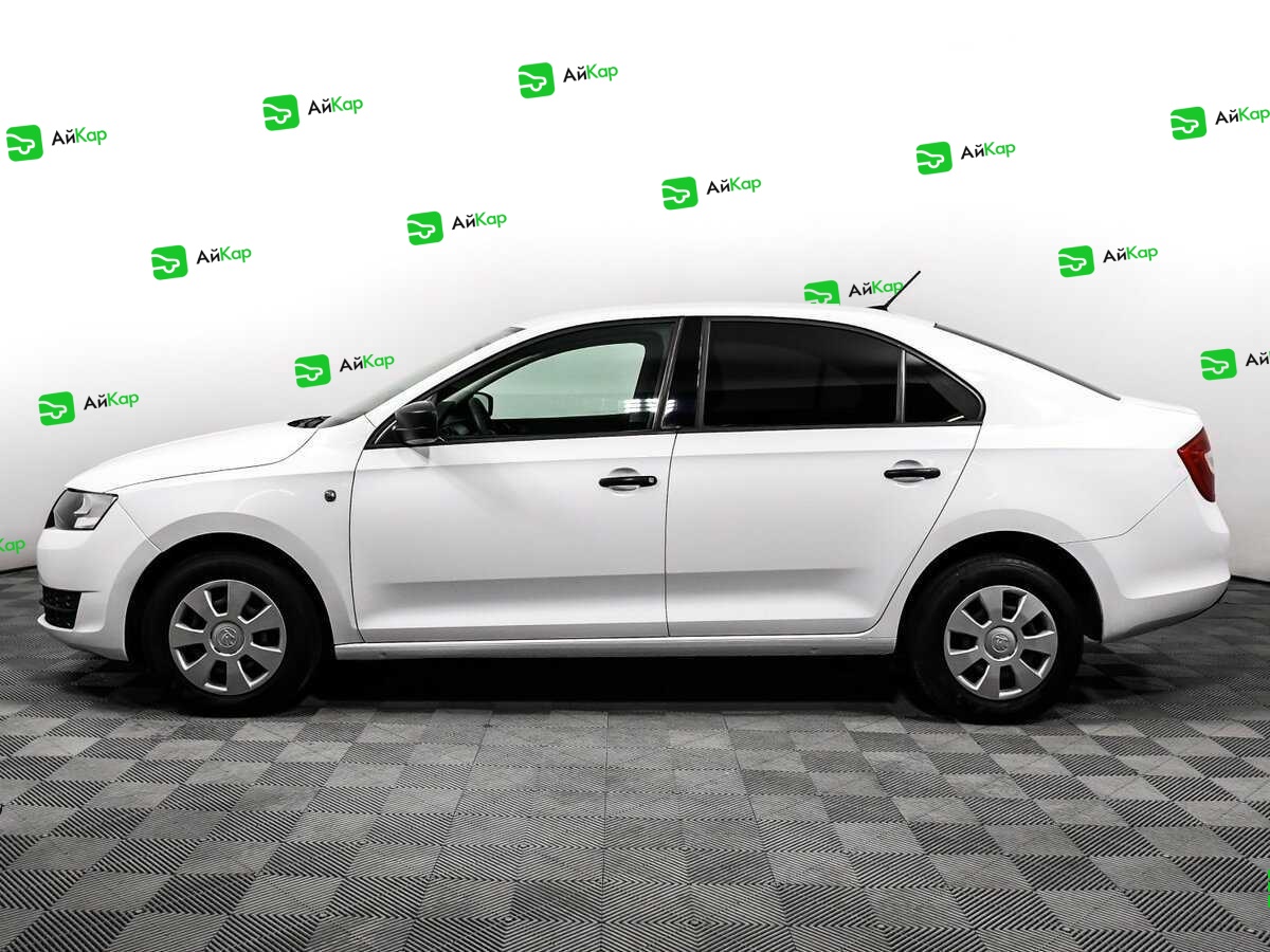 Skoda Rapid с пробегом — 2017 год. Фото: #7