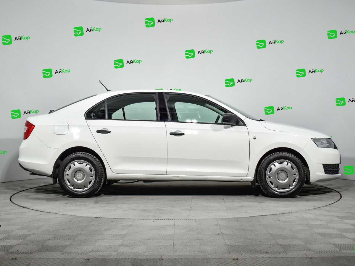 Skoda Rapid с пробегом — 2017 год. Фото: #3