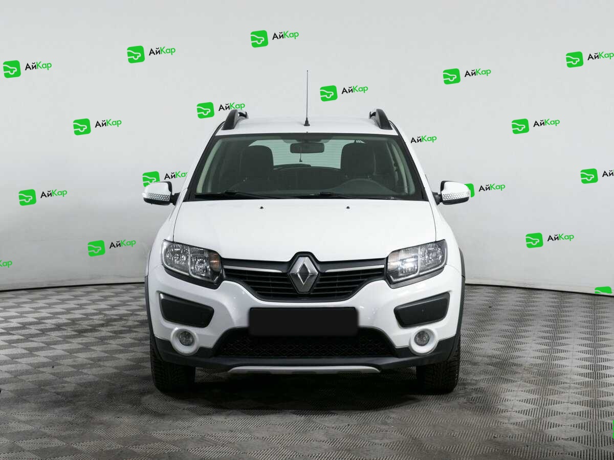 Renault Sandero с пробегом — 2018 год. Фото: #1