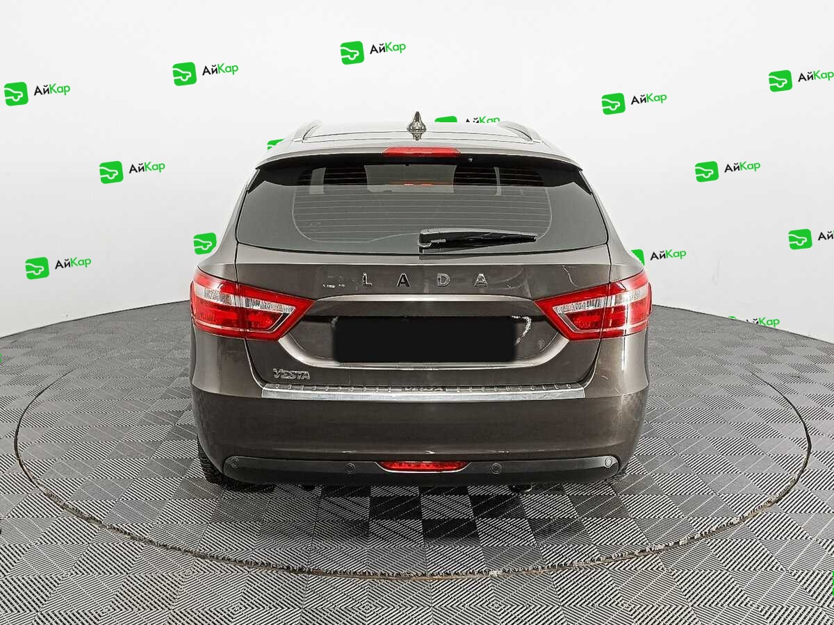 Lada (ВАЗ) Vesta с пробегом — 2021 год. Фото: #5
