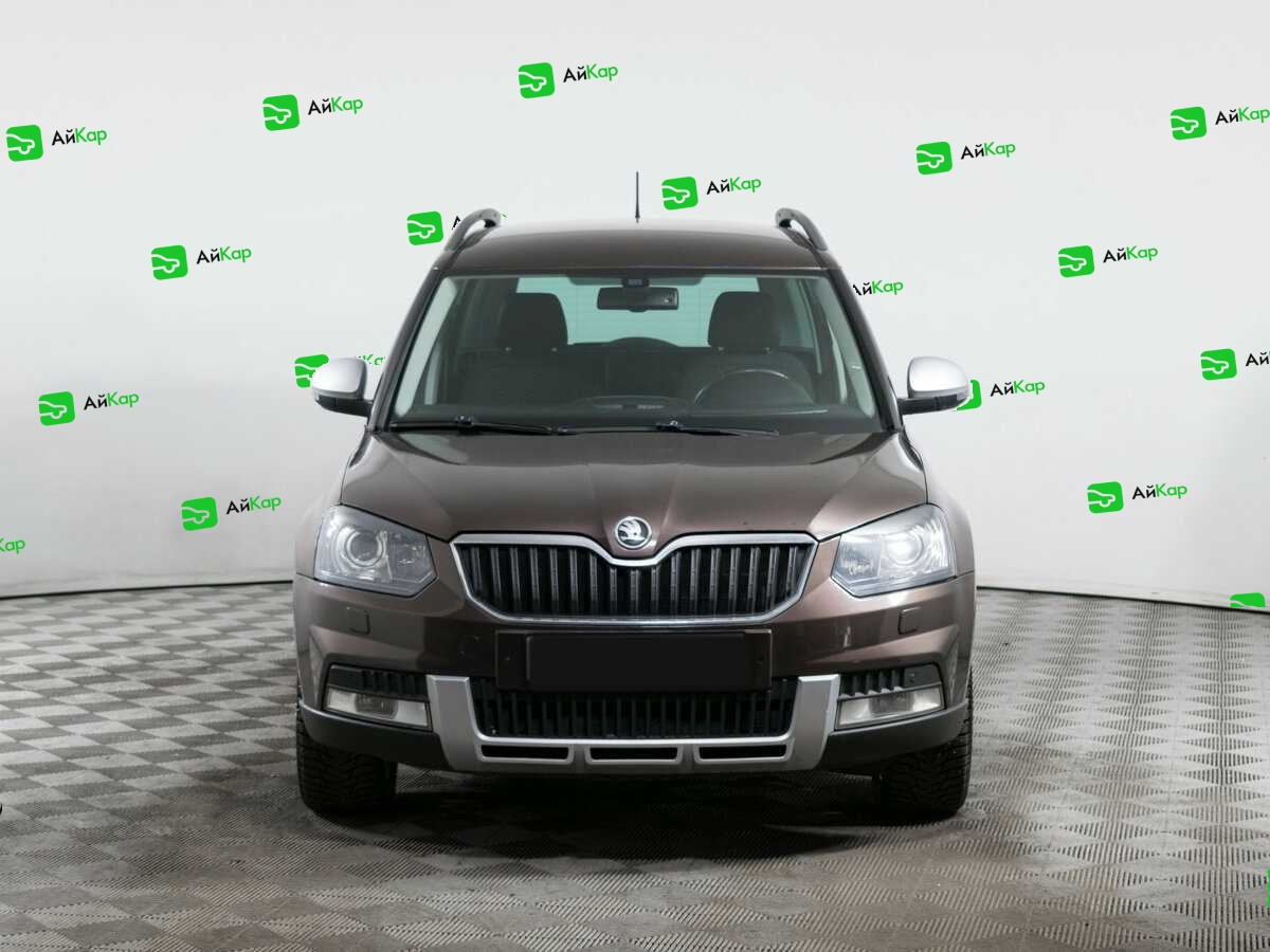 Skoda Yeti с пробегом — 2015 год. Фото: #1