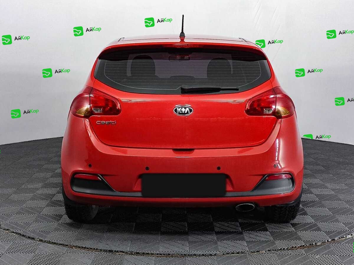 Kia Ceed с пробегом — 2015 год. Фото: #5