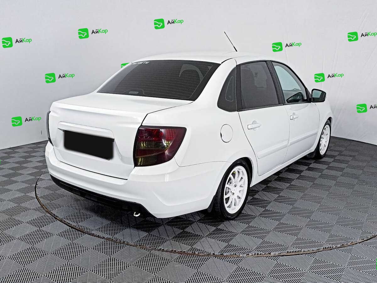 Lada (ВАЗ) Granta с пробегом — 2020 год. Фото: #4