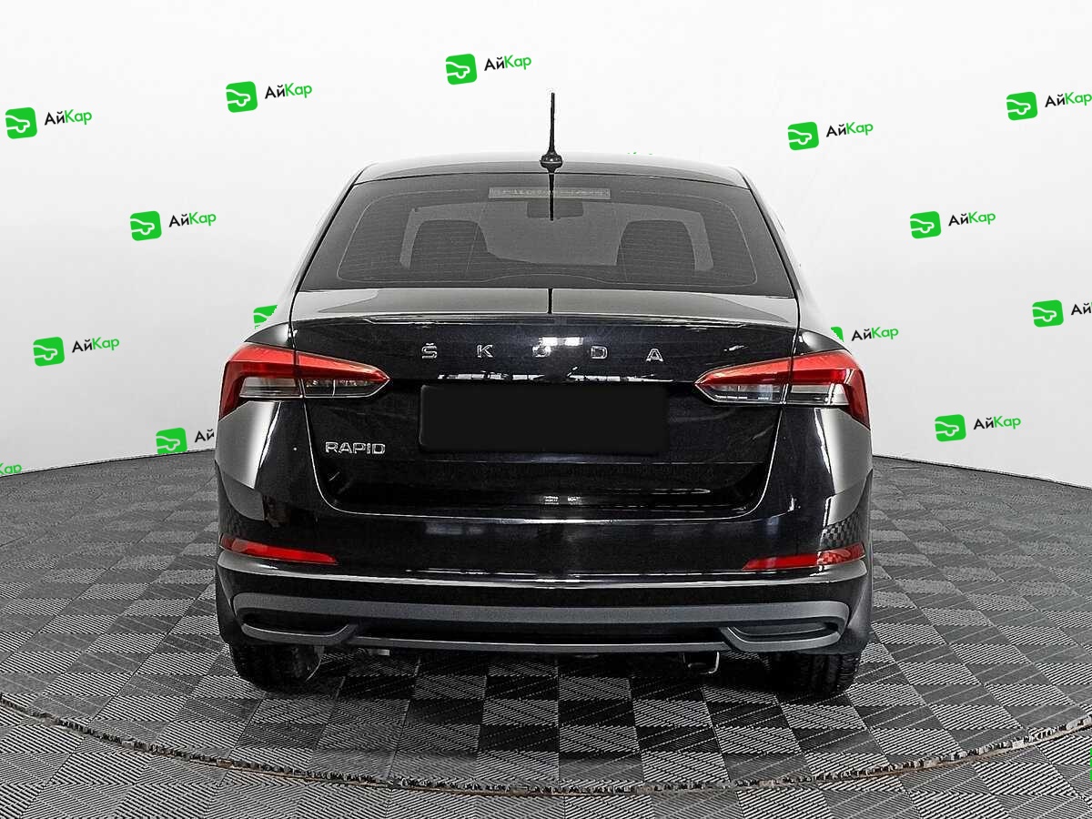 Skoda Rapid с пробегом — 2021 год. Фото: #4