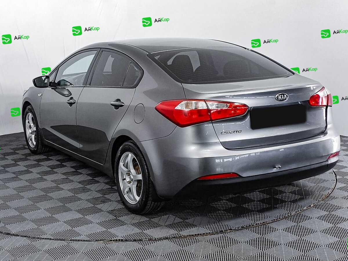 Kia Cerato с пробегом — 2014 год. Фото: #5