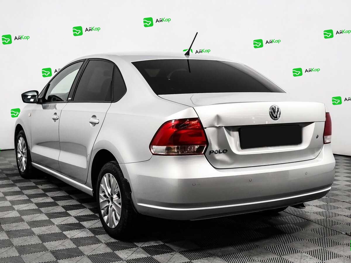 Volkswagen Polo с пробегом — 2014 год. Фото: #6