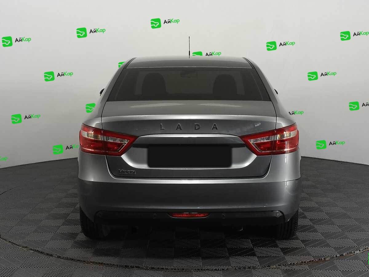 Lada (ВАЗ) Vesta с пробегом — 2018 год. Фото: #5