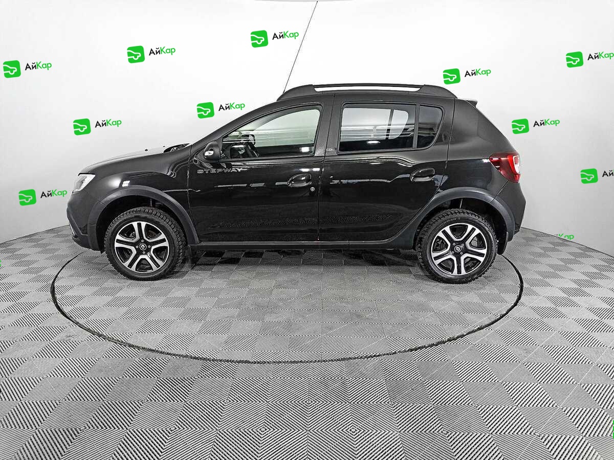 Renault Sandero с пробегом — 2021 год. Фото: #7