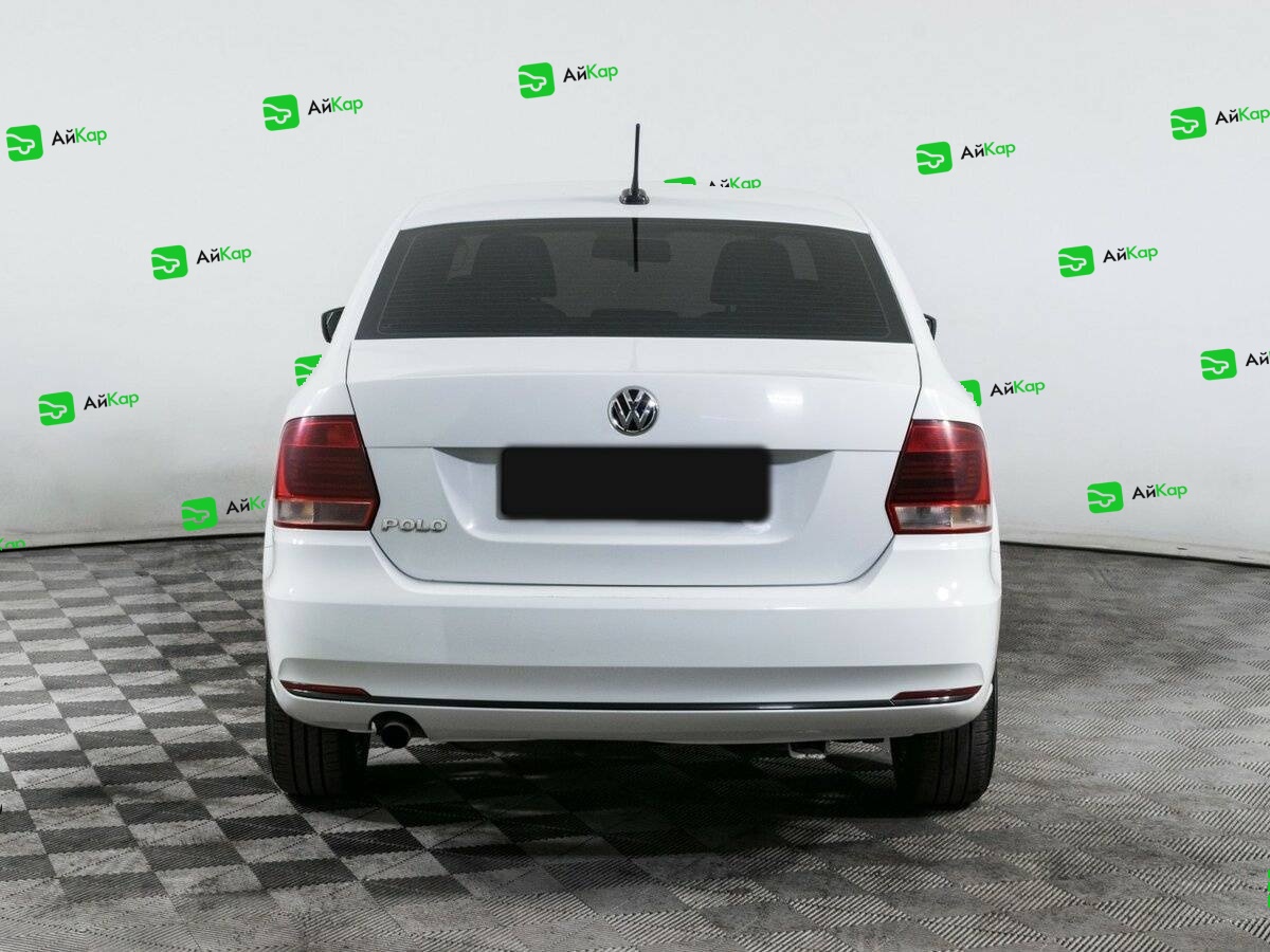 Volkswagen Polo с пробегом — 2018 год. Фото: #4