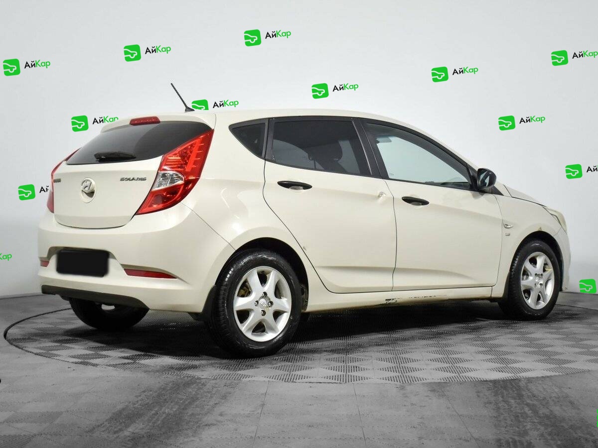 Hyundai Solaris с пробегом — 2015 год. Фото: #4