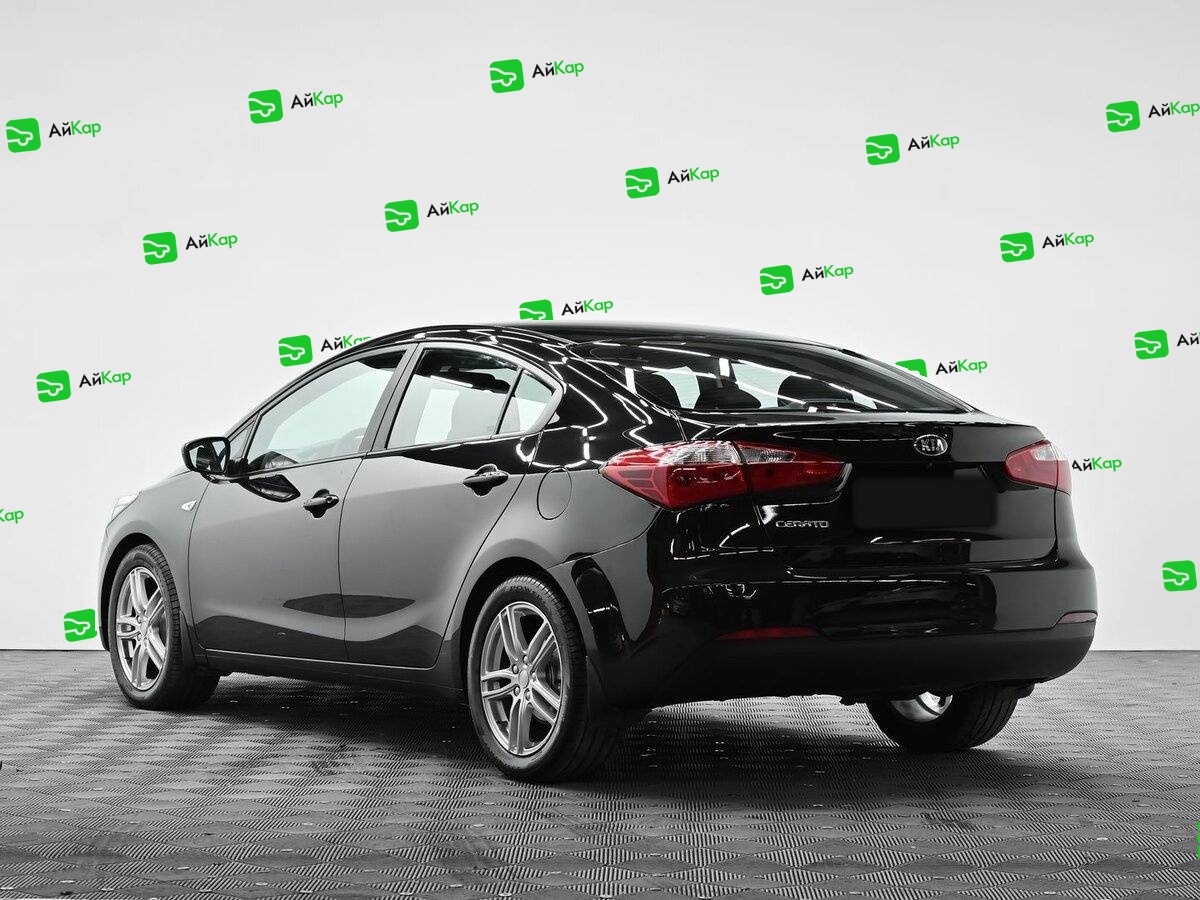Kia Cerato с пробегом — 2015 год. Фото: #2