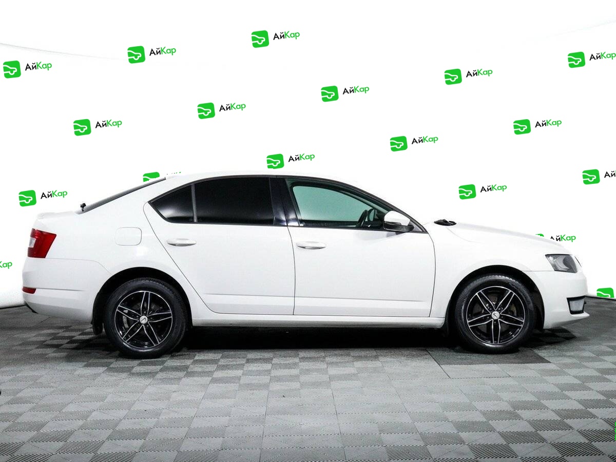 Skoda Octavia с пробегом — 2014 год. Фото: #3