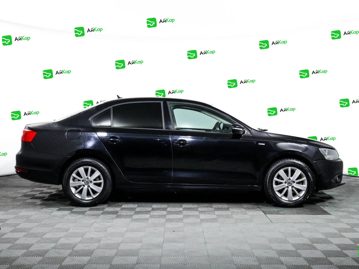 Volkswagen Jetta с пробегом — 2013 год. Фото: #3