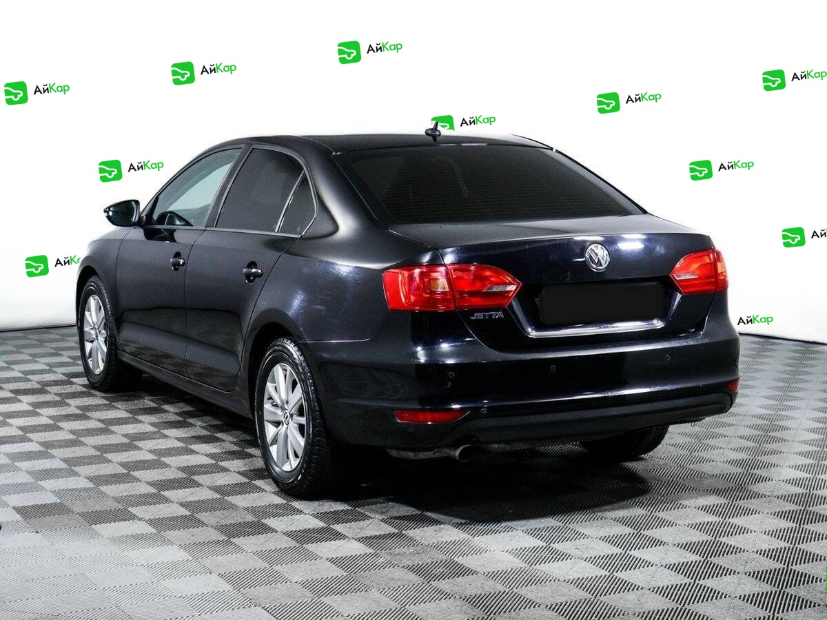 Volkswagen Jetta с пробегом — 2013 год. Фото: #6