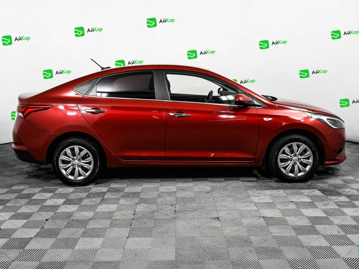 Hyundai Solaris с пробегом — 2021 год. Фото: #3