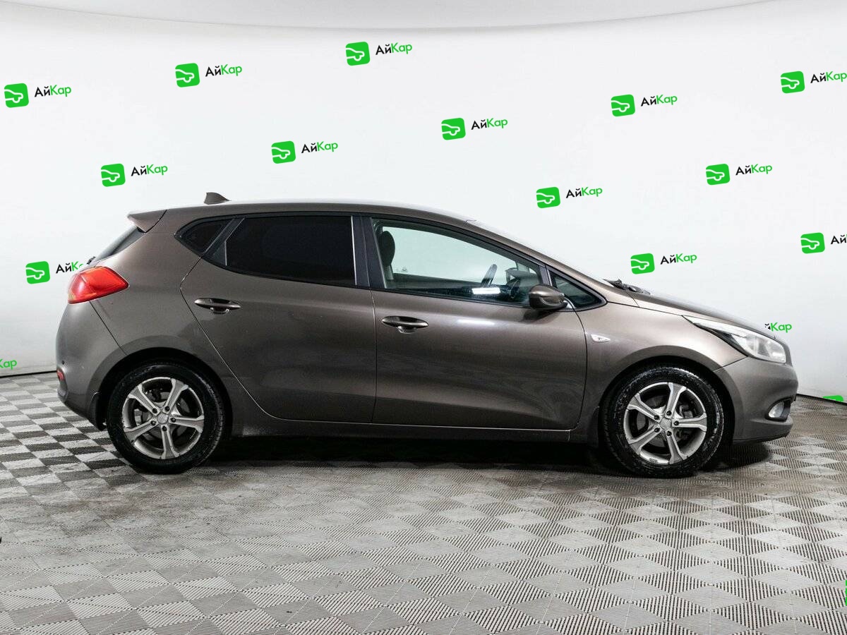 Kia Ceed с пробегом — 2012 год. Фото: #3