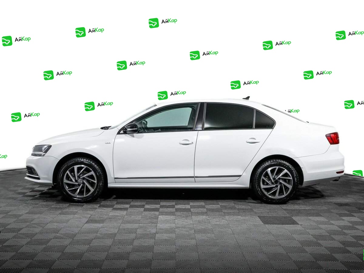 Volkswagen Jetta с пробегом — 2017 год. Фото: #7
