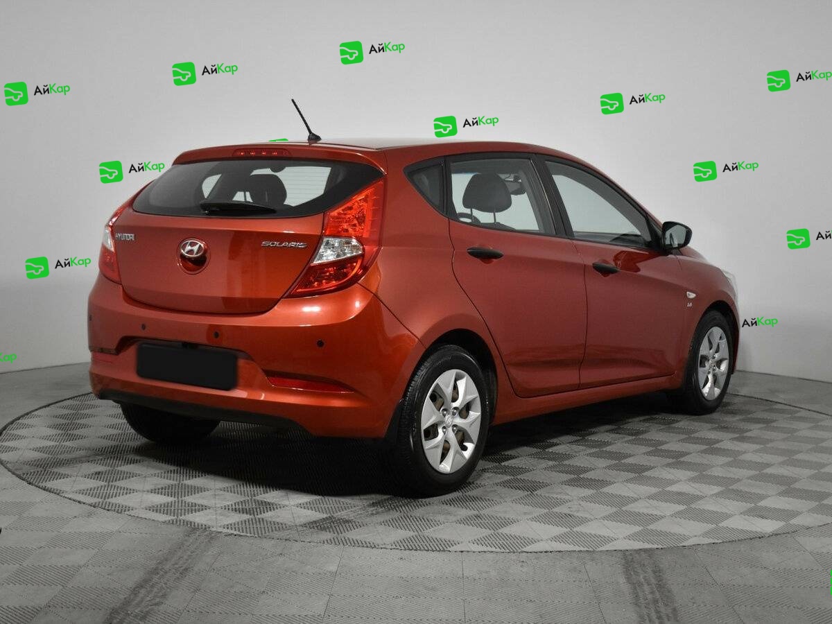 Hyundai Solaris с пробегом — 2014 год. Фото: #4