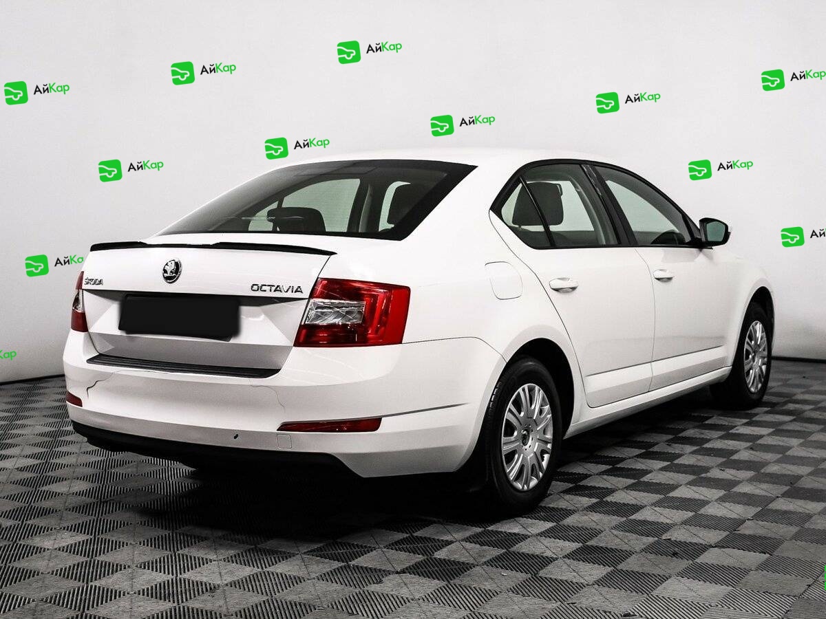 Skoda Octavia с пробегом — 2015 год. Фото: #4