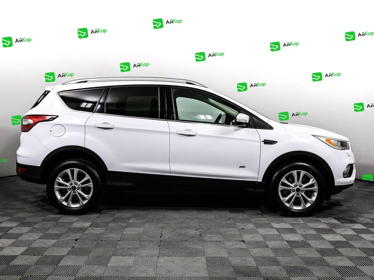 Ford Kuga с пробегом — 2017 год. Фото: #3