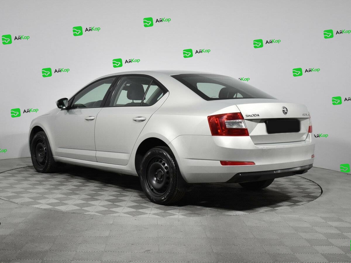Skoda Octavia с пробегом — 2015 год. Фото: #6