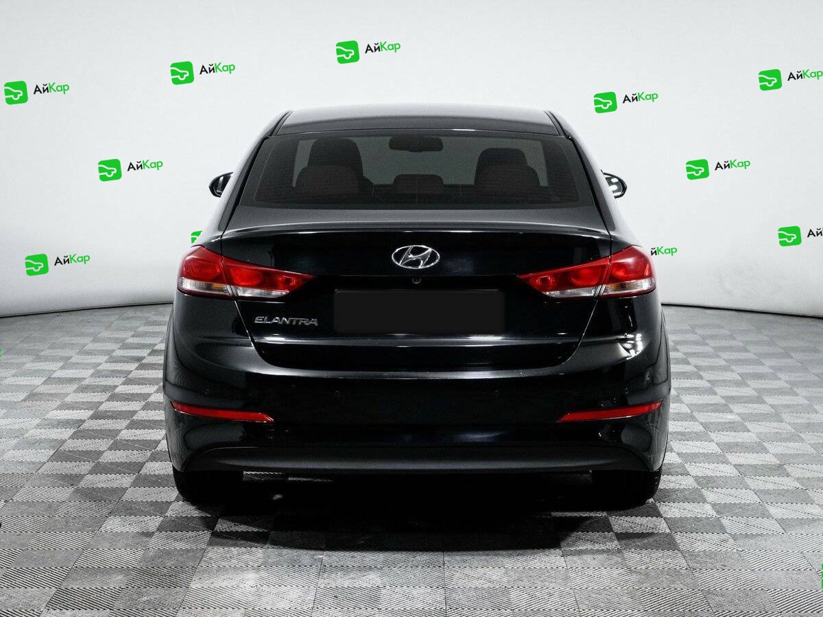Hyundai Elantra с пробегом — 2016 год. Фото: #4