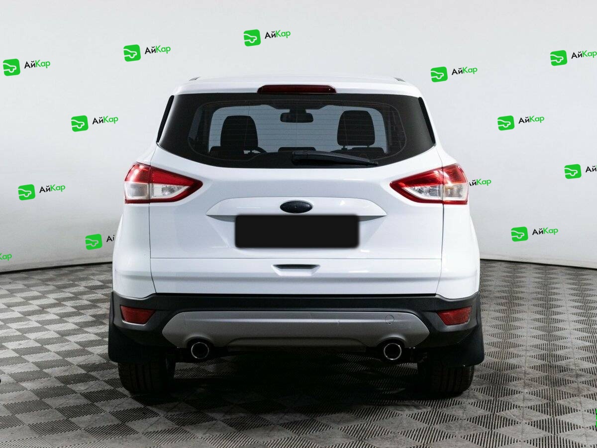 Ford Kuga с пробегом — 2014 год. Фото: #4