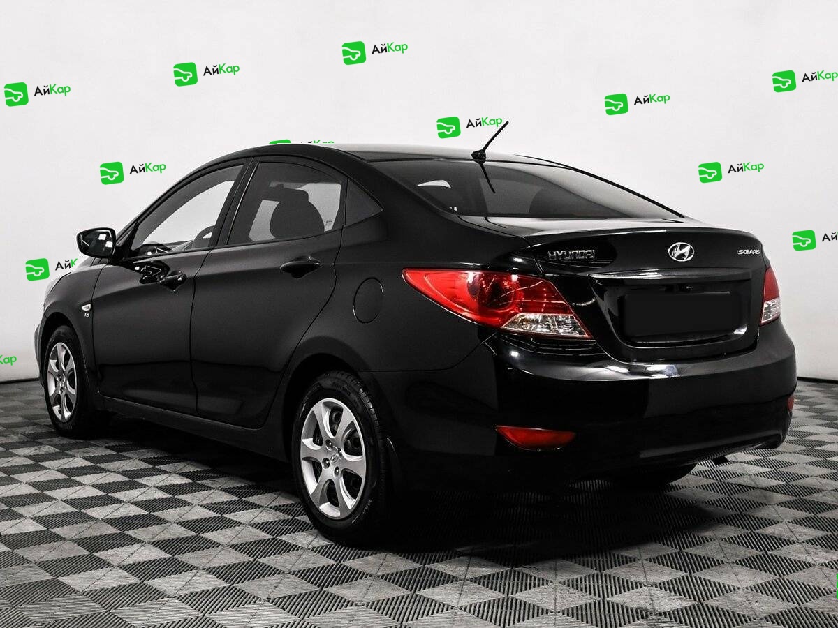 Hyundai Solaris с пробегом — 2012 год. Фото: #6