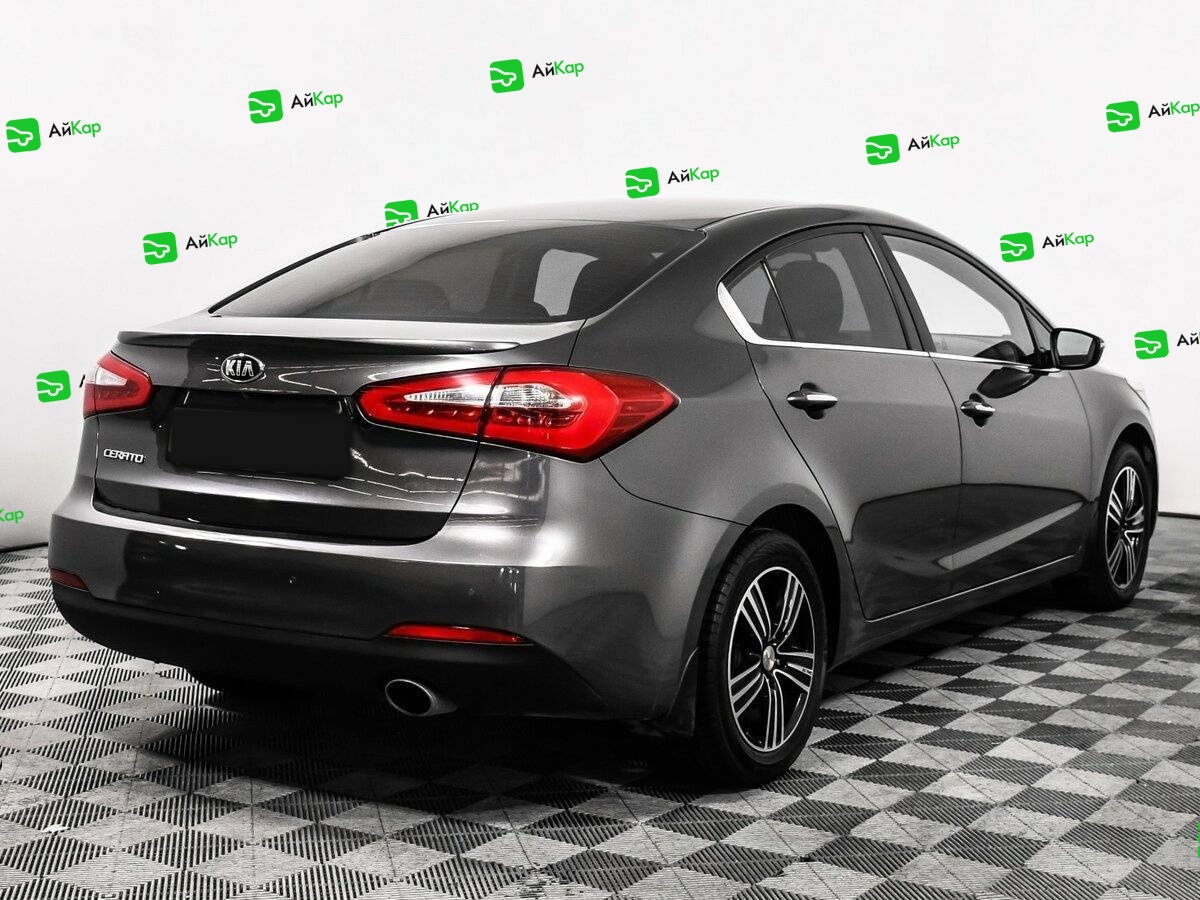 Kia Cerato с пробегом — 2015 год. Фото: #4
