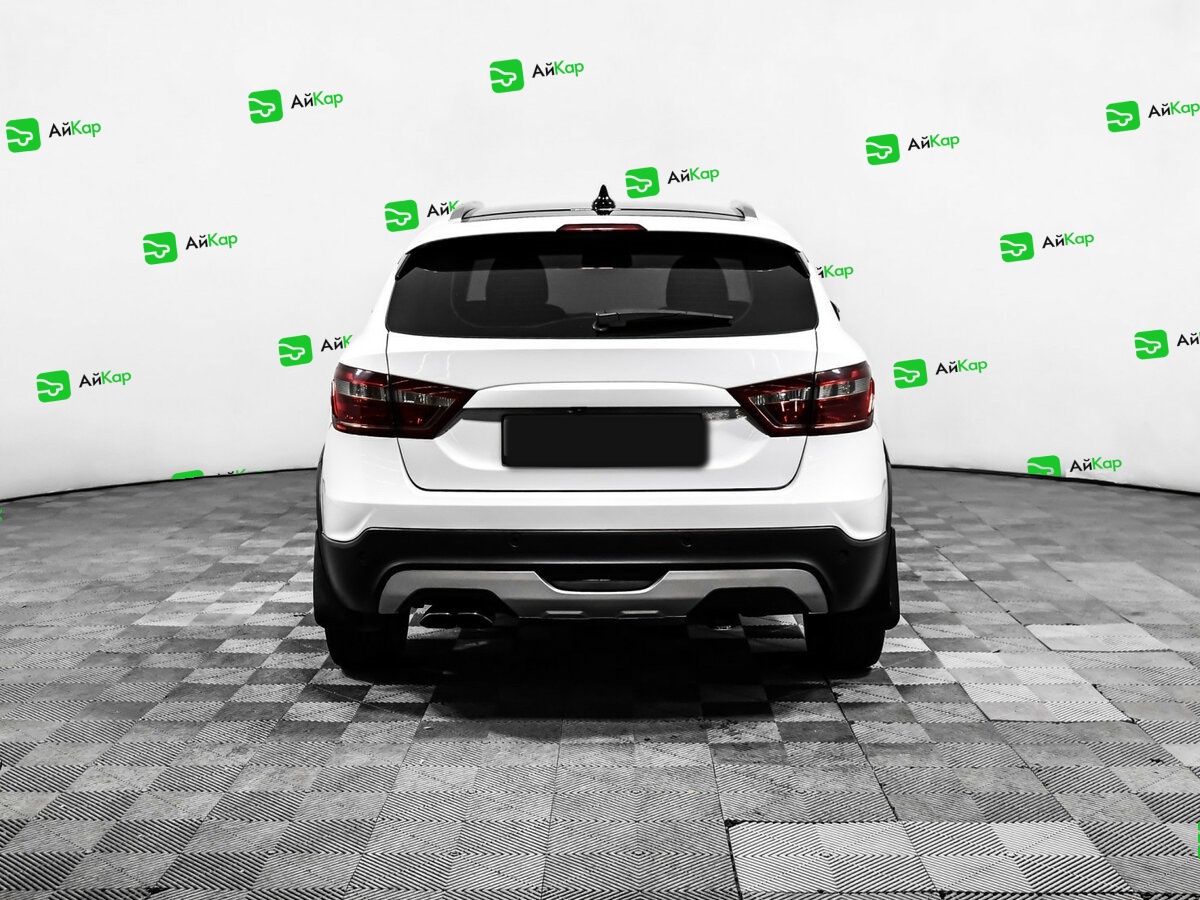 Lada (ВАЗ) Vesta с пробегом — 2020 год. Фото: #4