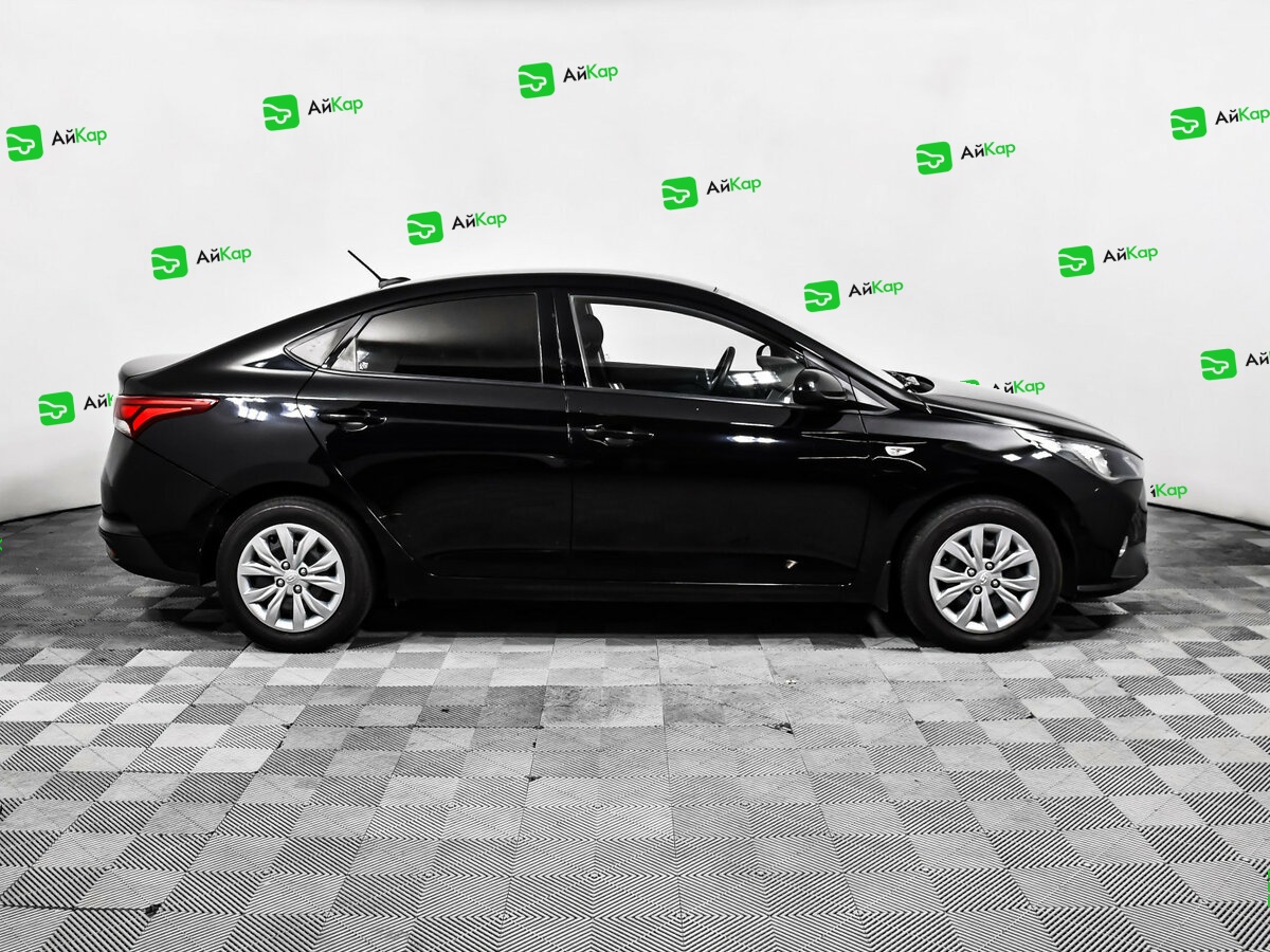 Hyundai Solaris с пробегом — 2021 год. Фото: #3