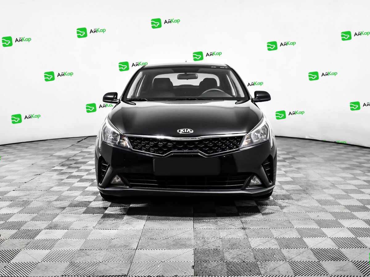 Kia Rio с пробегом — 2020 год. Фото: #1