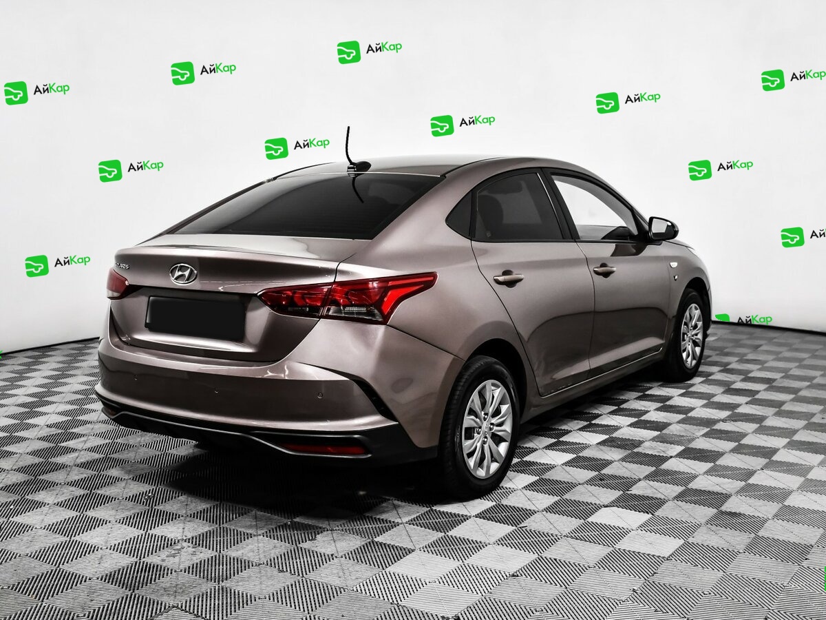 Hyundai Solaris с пробегом — 2020 год. Фото: #4