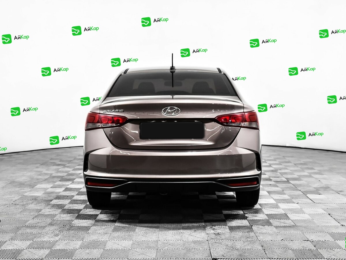 Hyundai Solaris с пробегом — 2020 год. Фото: #4