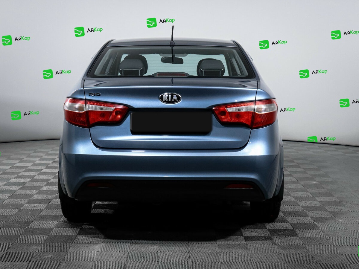 Kia Rio с пробегом — 2013 год. Фото: #4
