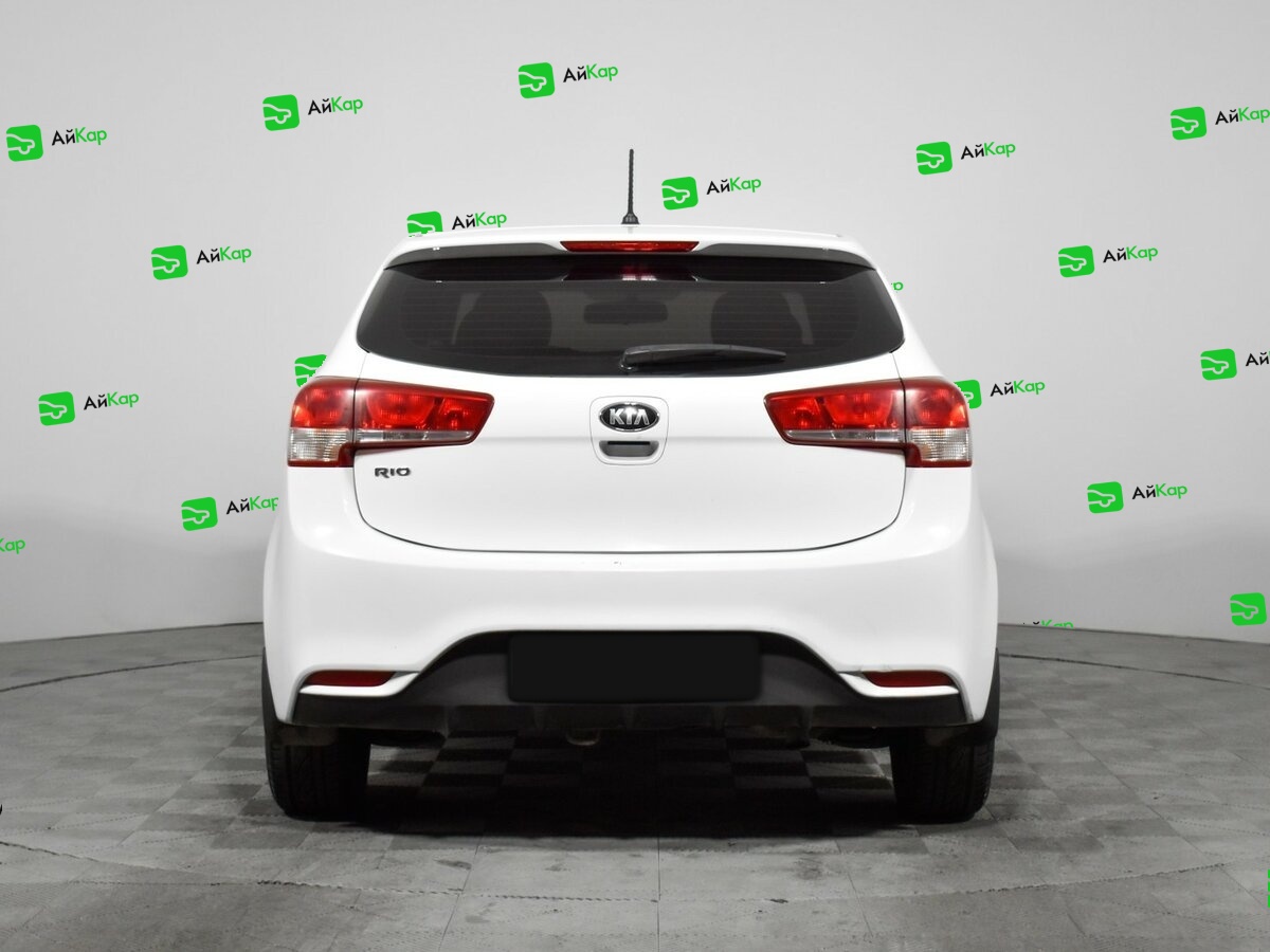 Kia Rio с пробегом — 2016 год. Фото: #5