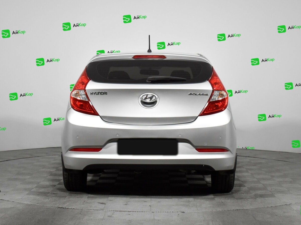 Hyundai Solaris с пробегом — 2015 год. Фото: #5