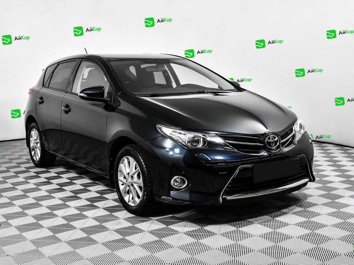 Toyota Auris с пробегом — 2014 год. Фото: #2