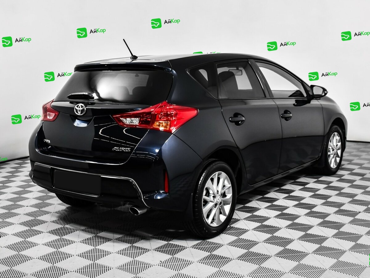 Toyota Auris с пробегом — 2014 год. Фото: #4