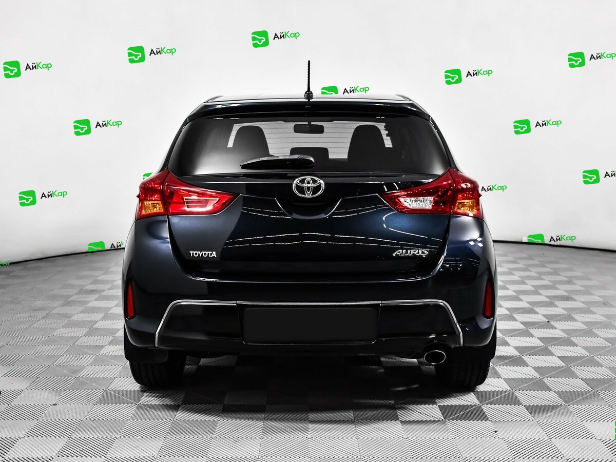 Toyota Auris с пробегом — 2014 год. Фото: #5