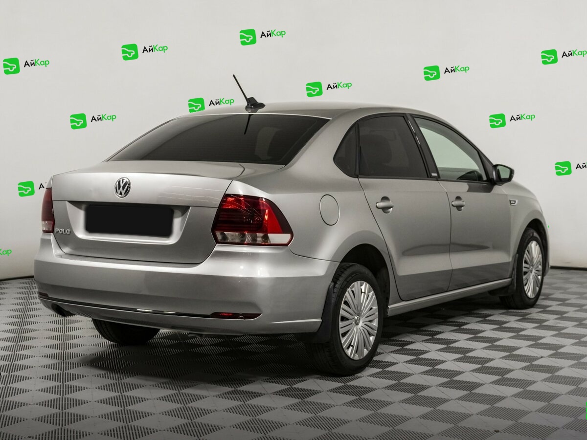 Volkswagen Polo с пробегом — 2018 год. Фото: #4